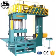 Medium and small carbon steel elbow machine